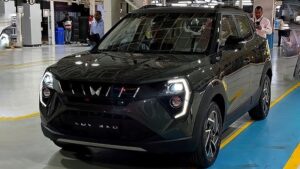 XUV 3XO Naturally Aspirated MPFI इंजन